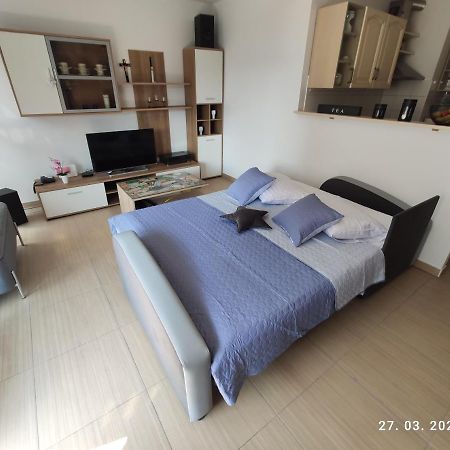 Apartman Antonela With Free Garage Parking Leilighet Split Eksteriør bilde