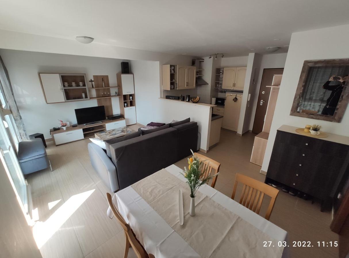 Apartman Antonela With Free Garage Parking Leilighet Split Eksteriør bilde