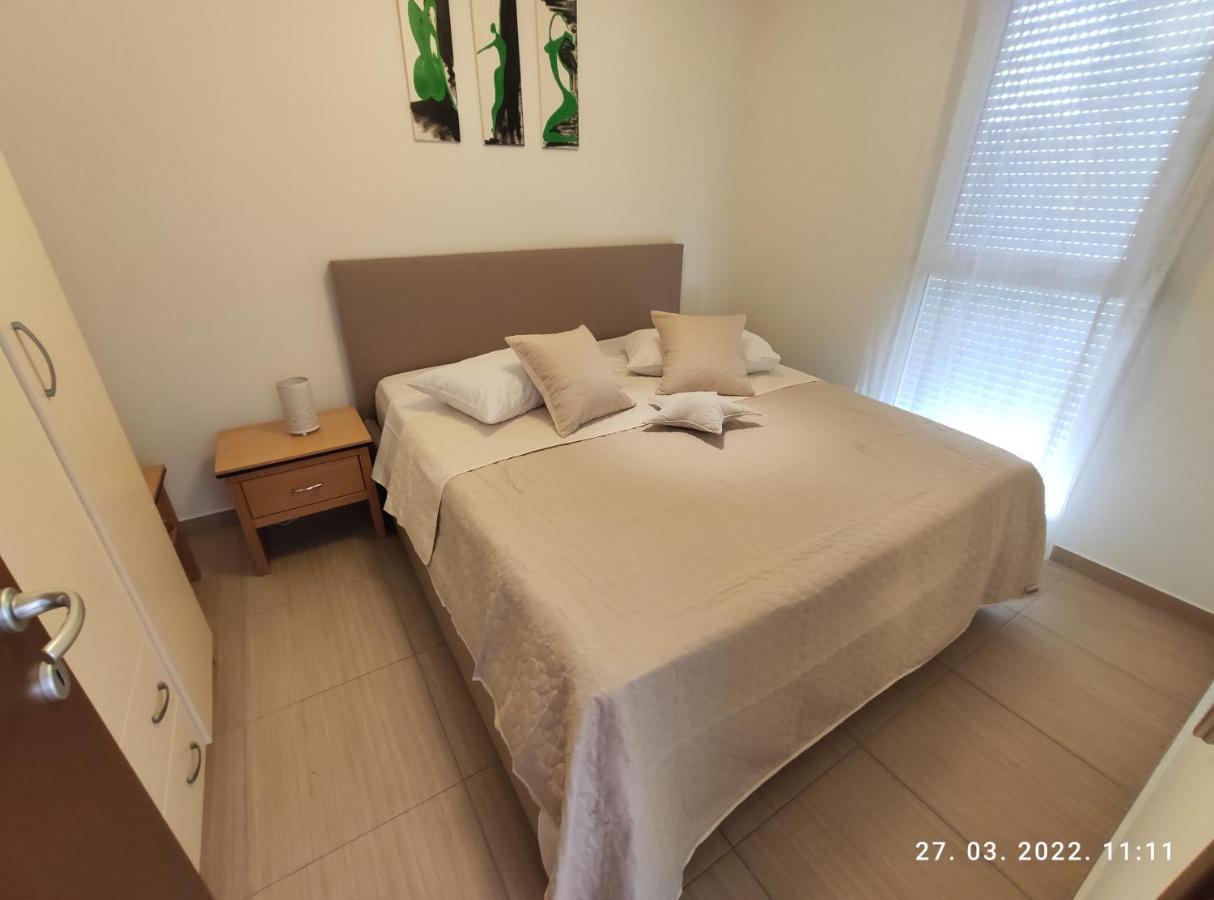 Apartman Antonela With Free Garage Parking Leilighet Split Eksteriør bilde