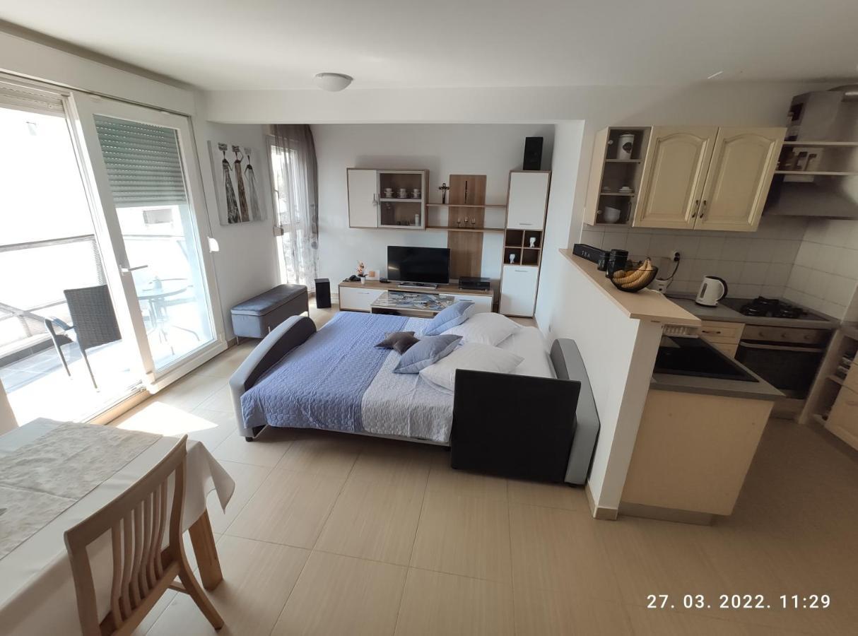 Apartman Antonela With Free Garage Parking Leilighet Split Eksteriør bilde